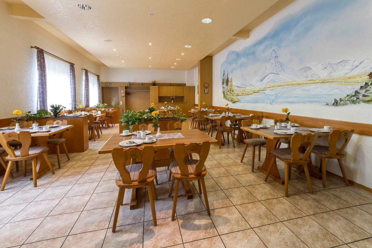 Pension Grune Au Hasselroth 外观 照片
